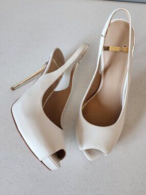 Marciano Platform Pumps "EUC"